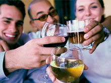 477979-liquor-store-center-co-m--m-liquor-friends-drinking1